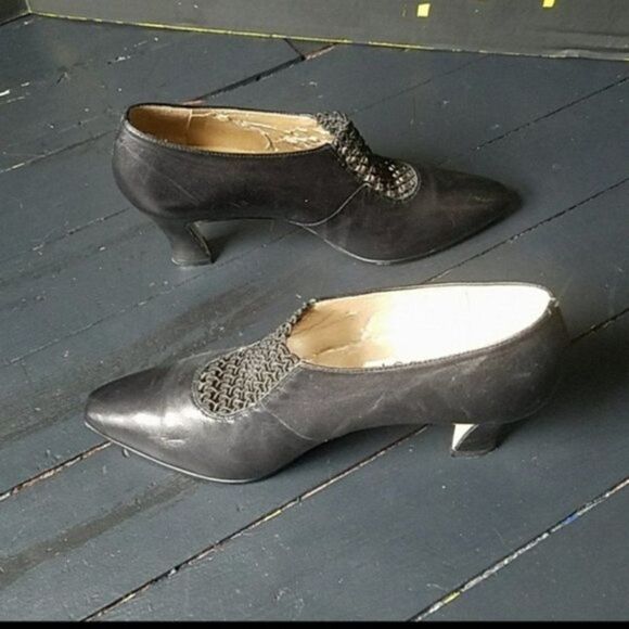 Vintage Nine West Black Heels - Picture 6 of 8